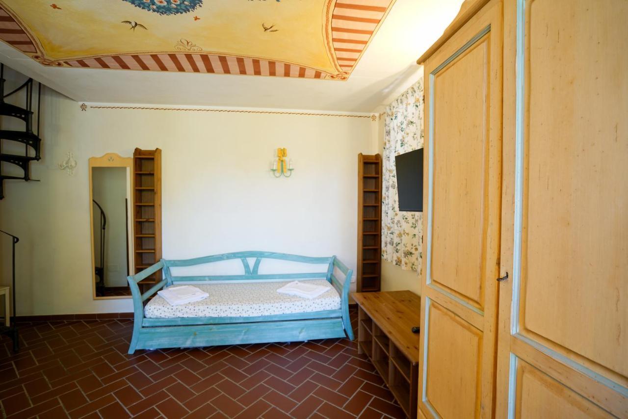 Residence Le Acacie Capoliveri  Ngoại thất bức ảnh