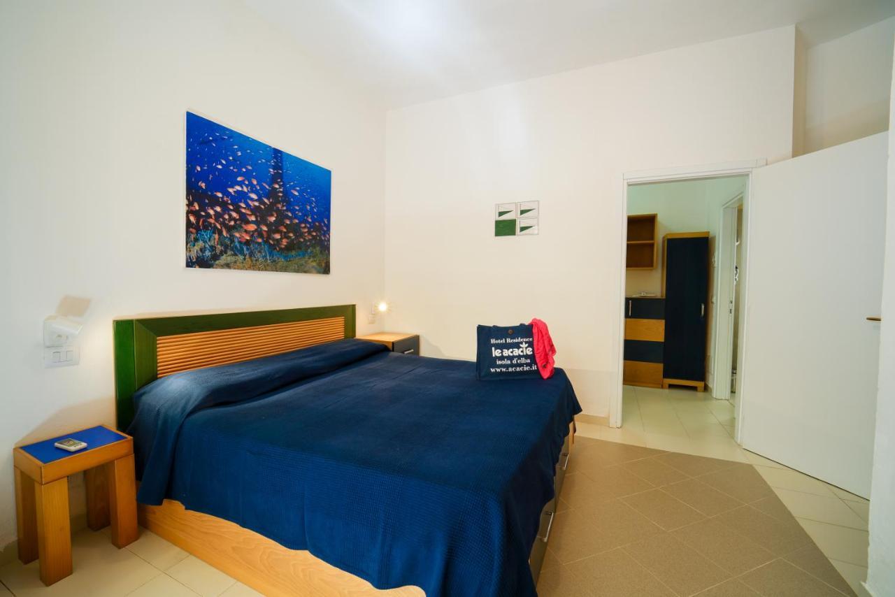 Residence Le Acacie Capoliveri  Ngoại thất bức ảnh