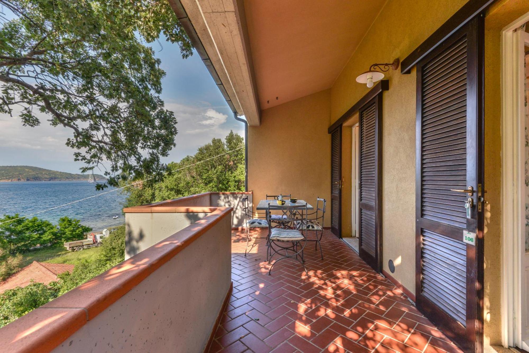 Residence Le Acacie Capoliveri  Ngoại thất bức ảnh