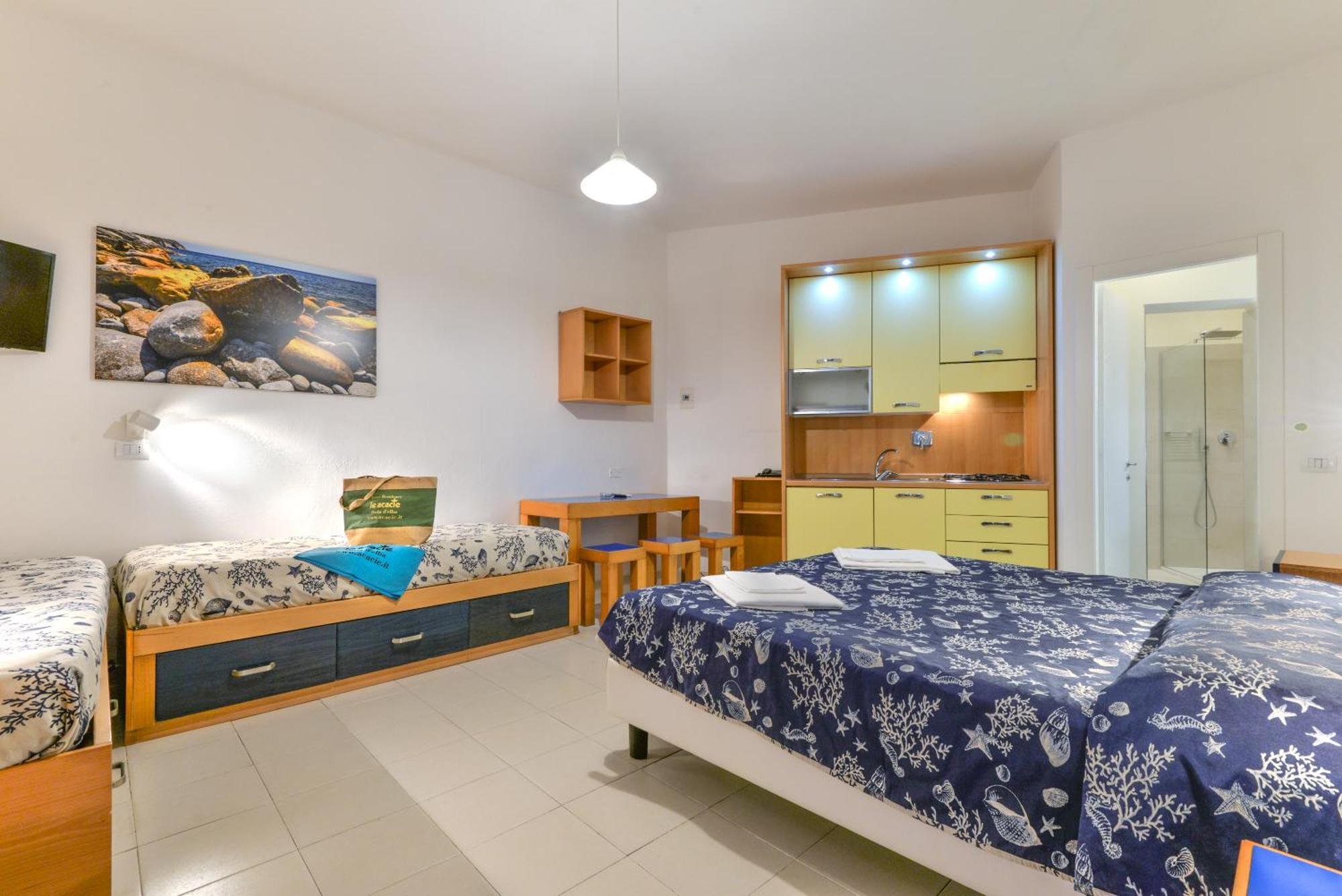 Residence Le Acacie Capoliveri  Ngoại thất bức ảnh
